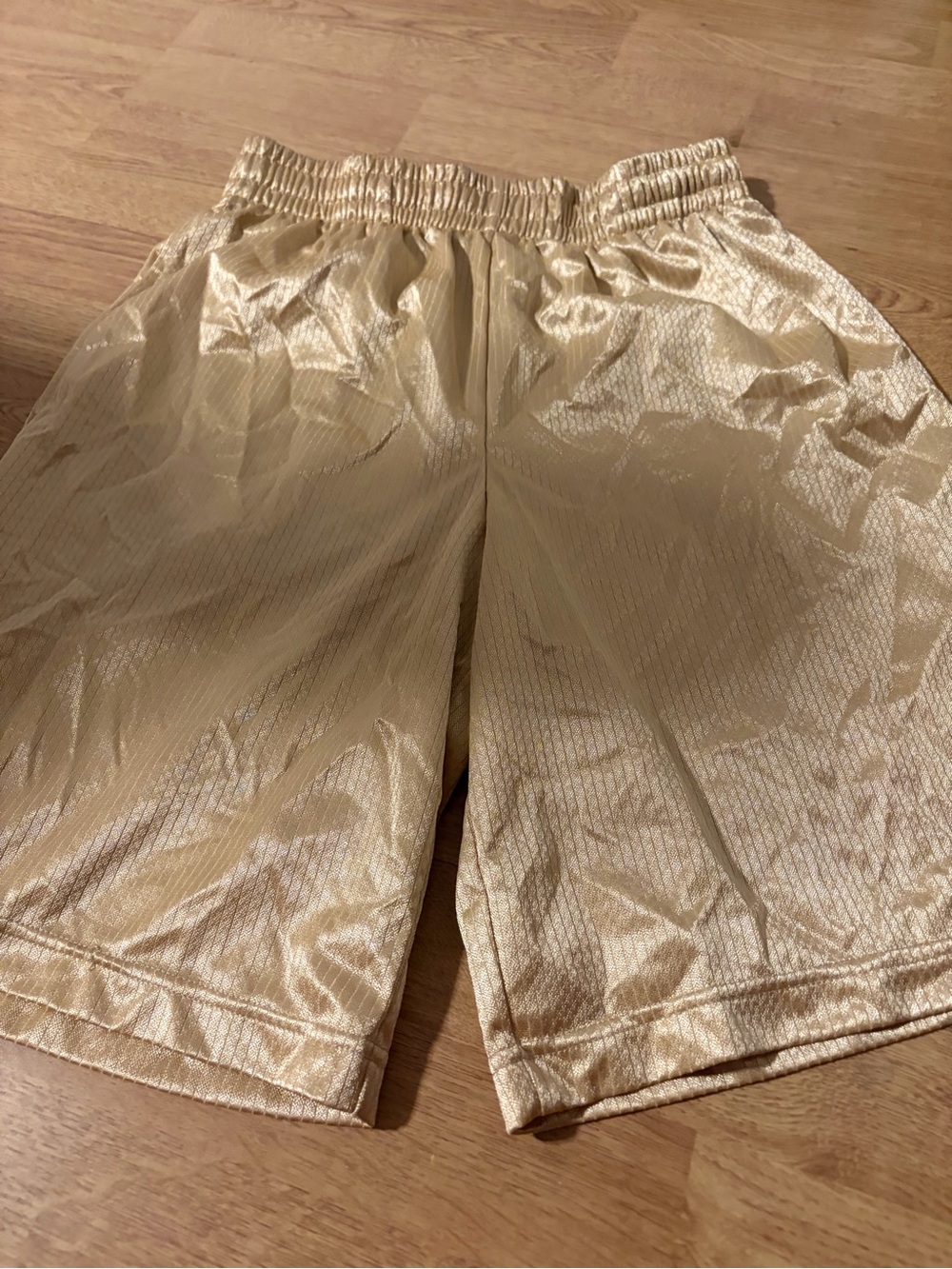 STARTER Men's Athletic Shorts in shiny Gold- size small